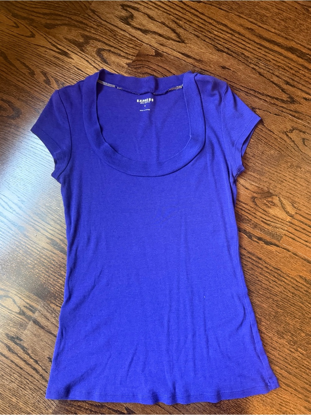 Express Purple Scoop Neck Cap Sleeve Top medium